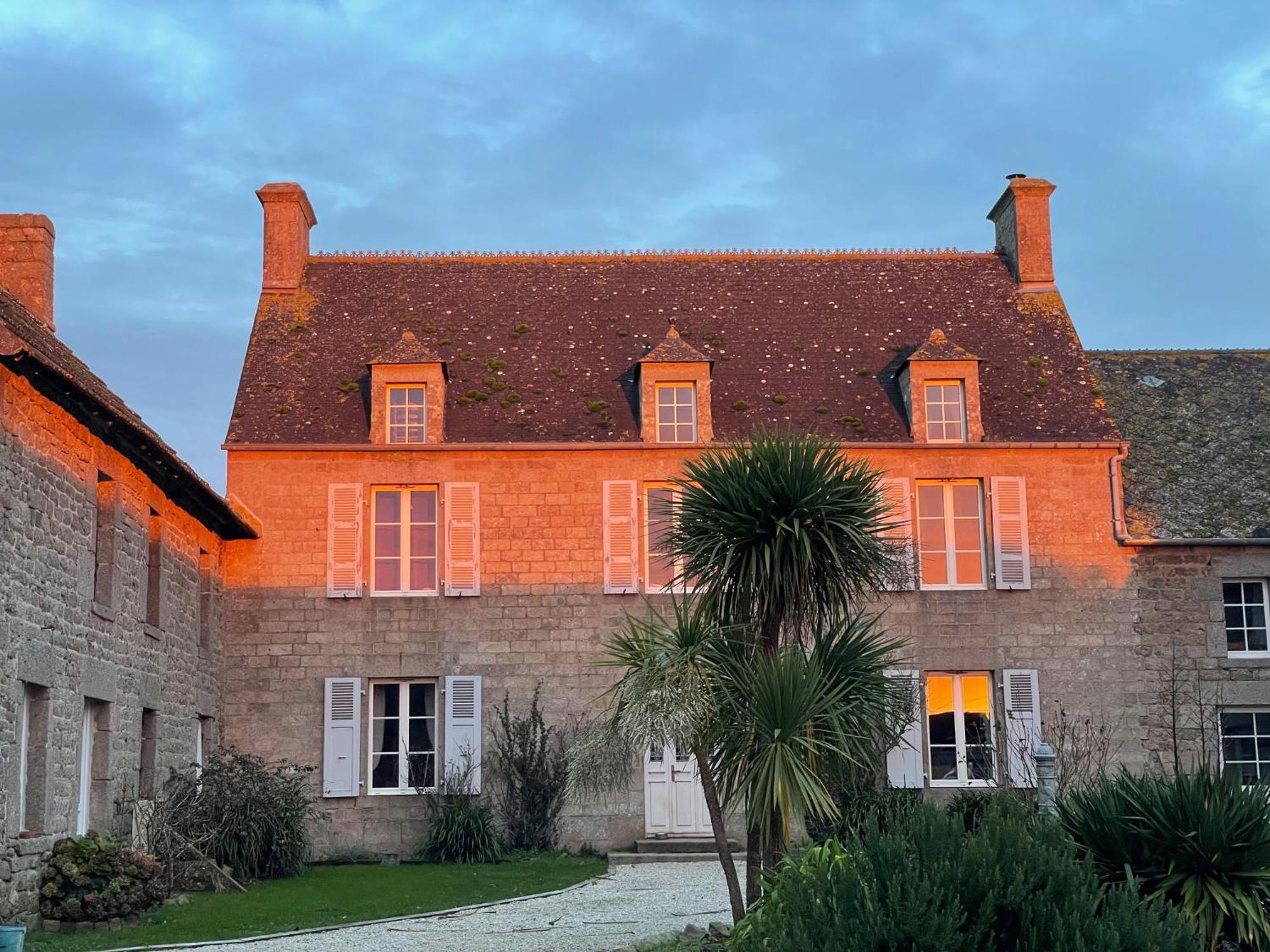 Отель La Ferme De Nehou Gatteville-le-Phare Экстерьер фото
